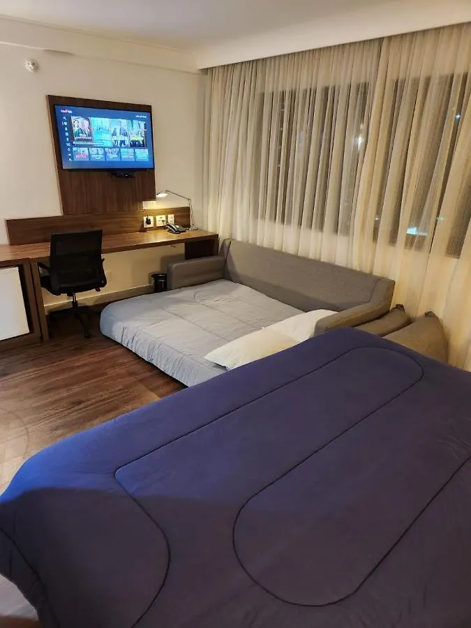 Suite 5 Estrelas Hotel Av Ibirapuera 2534 Piscina 圣保罗 巴西