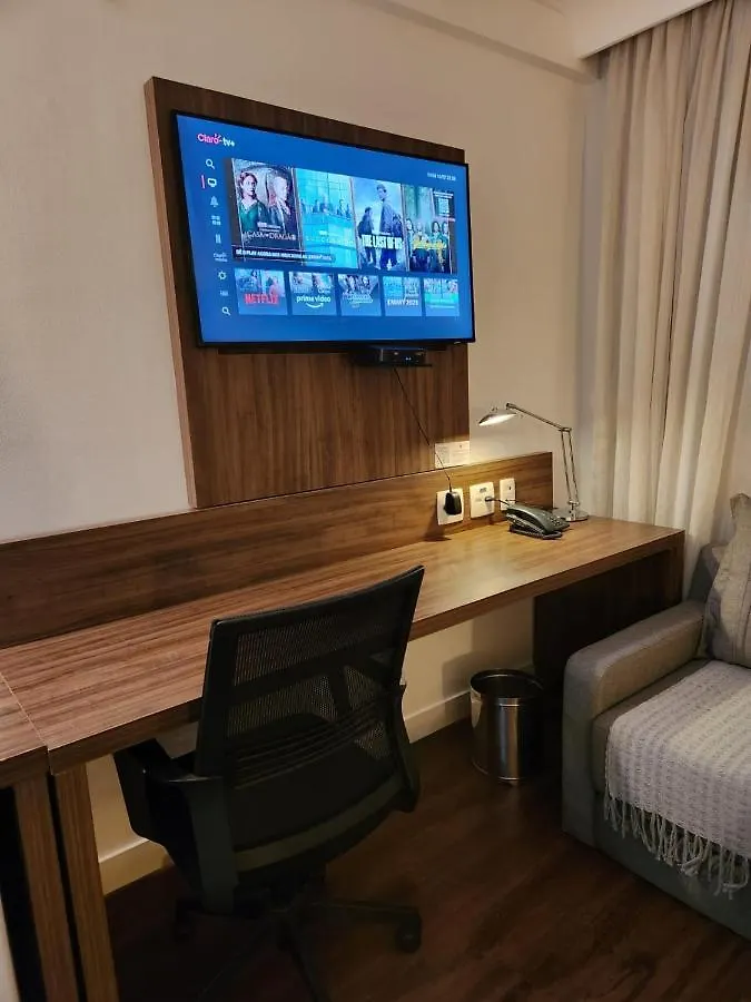 公寓 Suite 5 Estrelas Hotel Av Ibirapuera 2534 Piscina 圣保罗 巴西