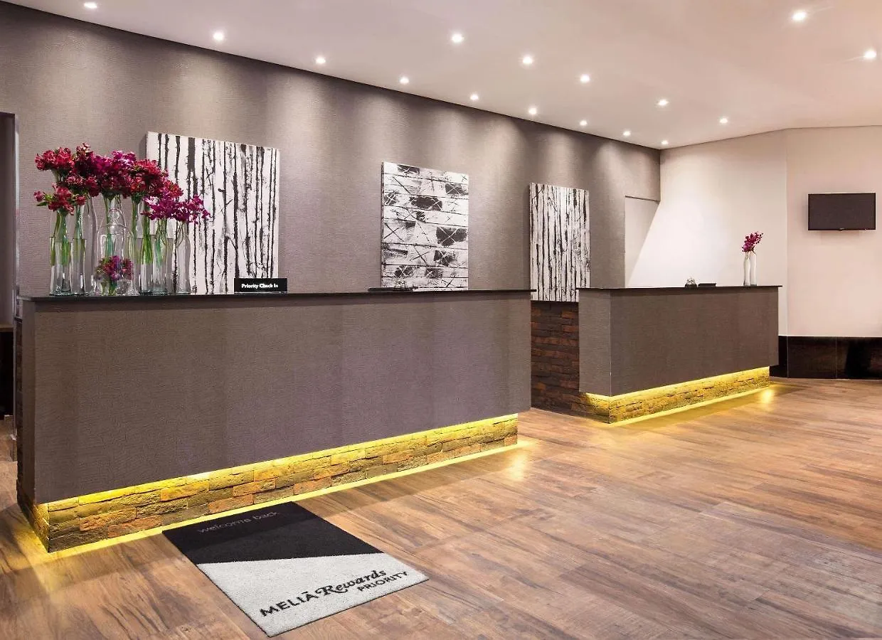 公寓 Suite 5 Estrelas Hotel Av Ibirapuera 2534 Piscina 圣保罗