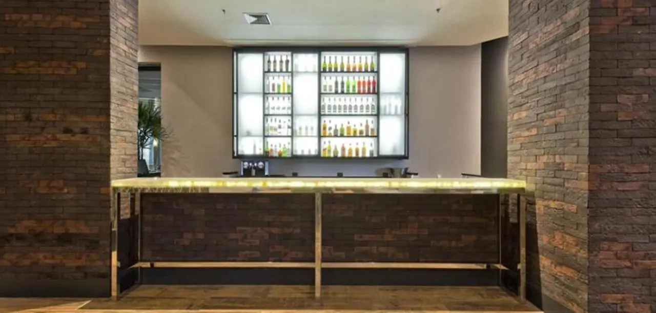 Suite 5 Estrelas Hotel Av Ibirapuera 2534 Piscina 圣保罗 公寓